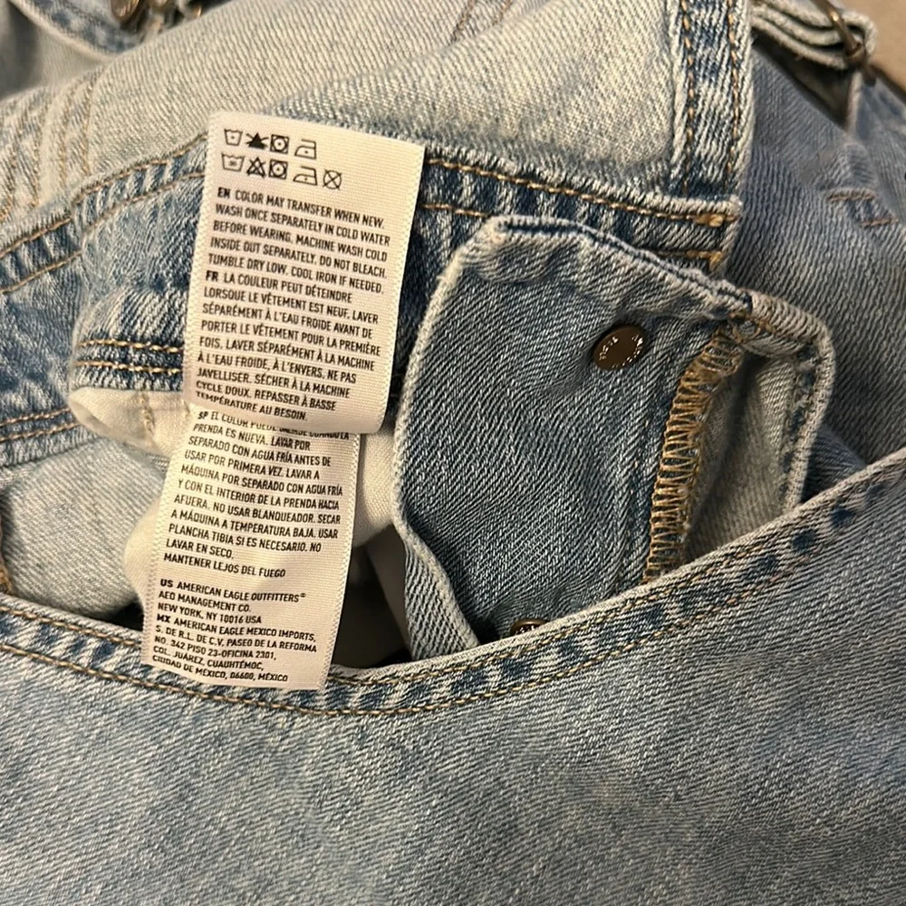American Eagle Outfitters Blue Denim Jumpsuit Casual Style - Preloved